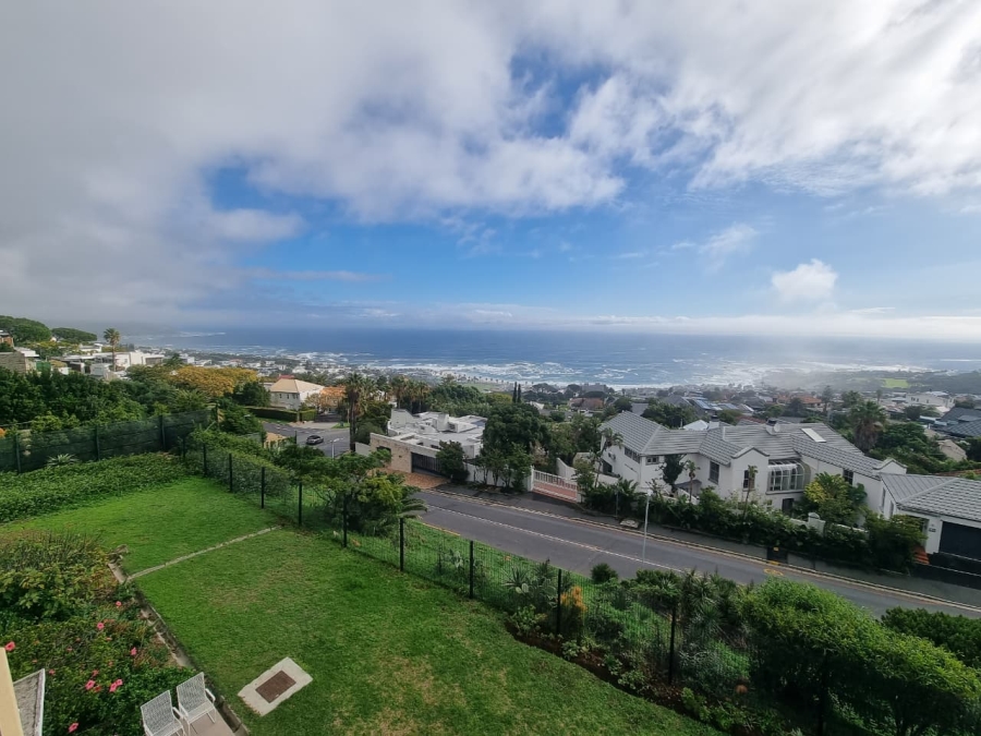 To Let 4 Bedroom Property for Rent in Camps Bay Western Cape